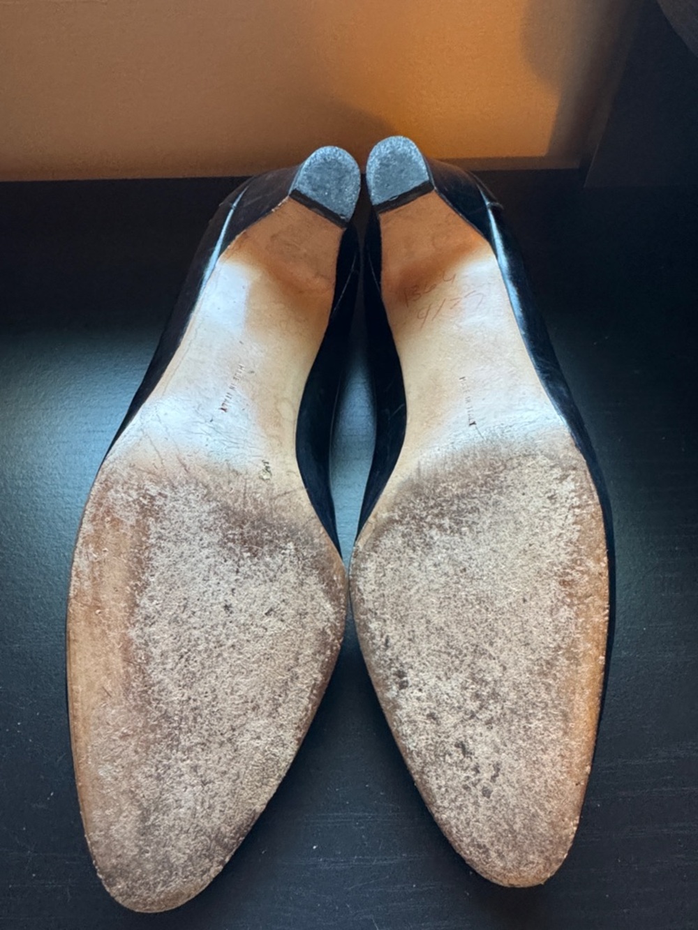 SALVATORE FERREGAMO SAKS FIFTH AVENUE Vintage Leather Heels - Picture 4 of 7